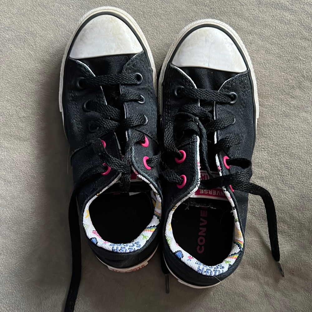 Girls size 13 Converse All Stars